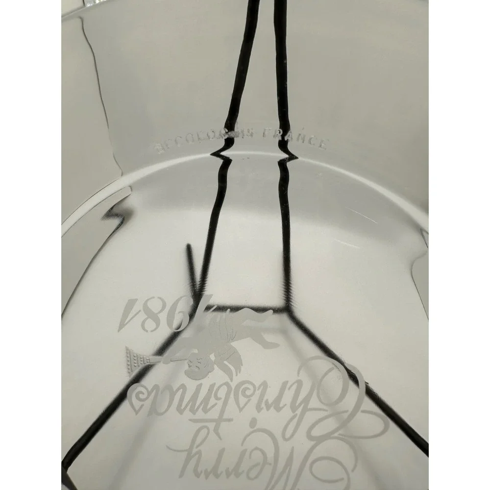 Vintage Figi's Merry Christmas 1981‎ crystal Plate Arcoroc Holiday Collectible